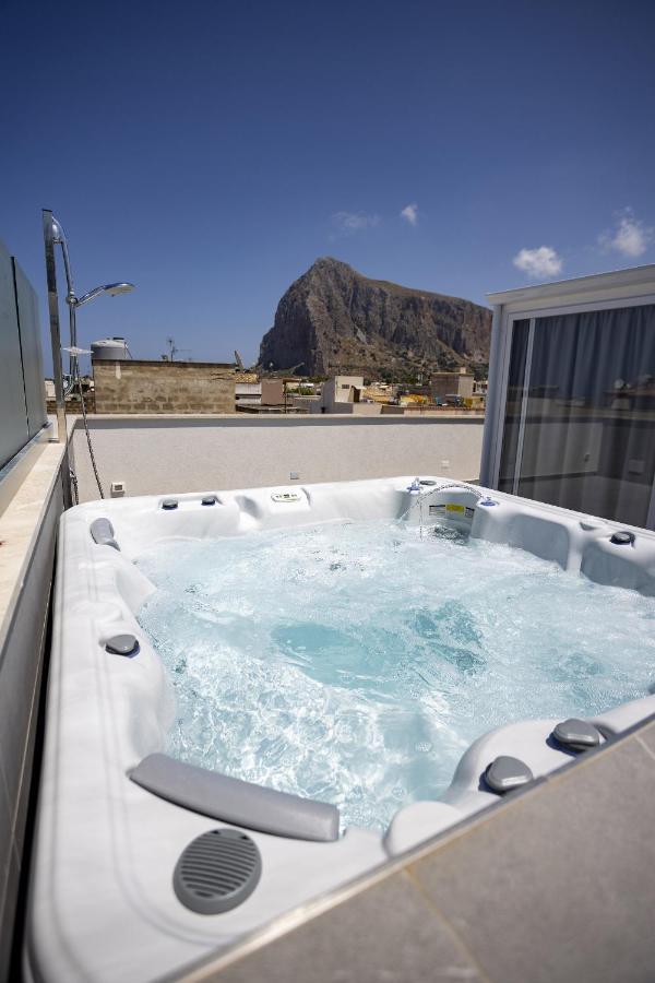 Acquaro Suite Apartments San Vito Lo Capo Bagian luar foto
