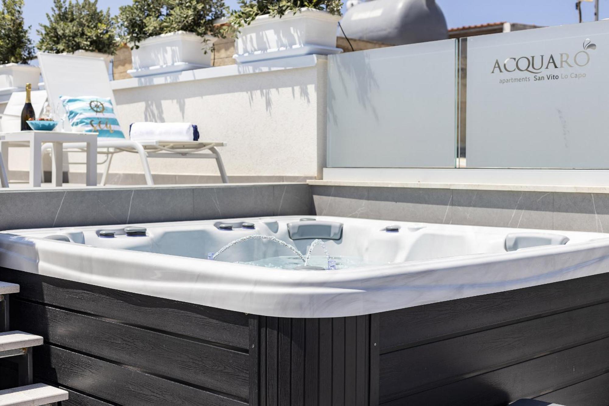 Acquaro Suite Apartments San Vito Lo Capo Ruang foto